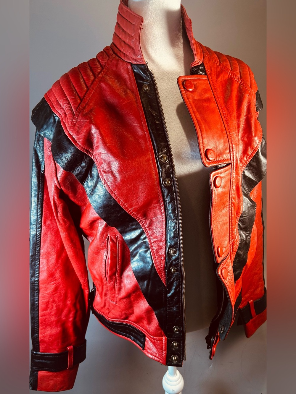 10+ Rare Lambskin CelebsWear Michael Jackson Thriller Jacket 2011-2012 XS - Picture 15 of 17
